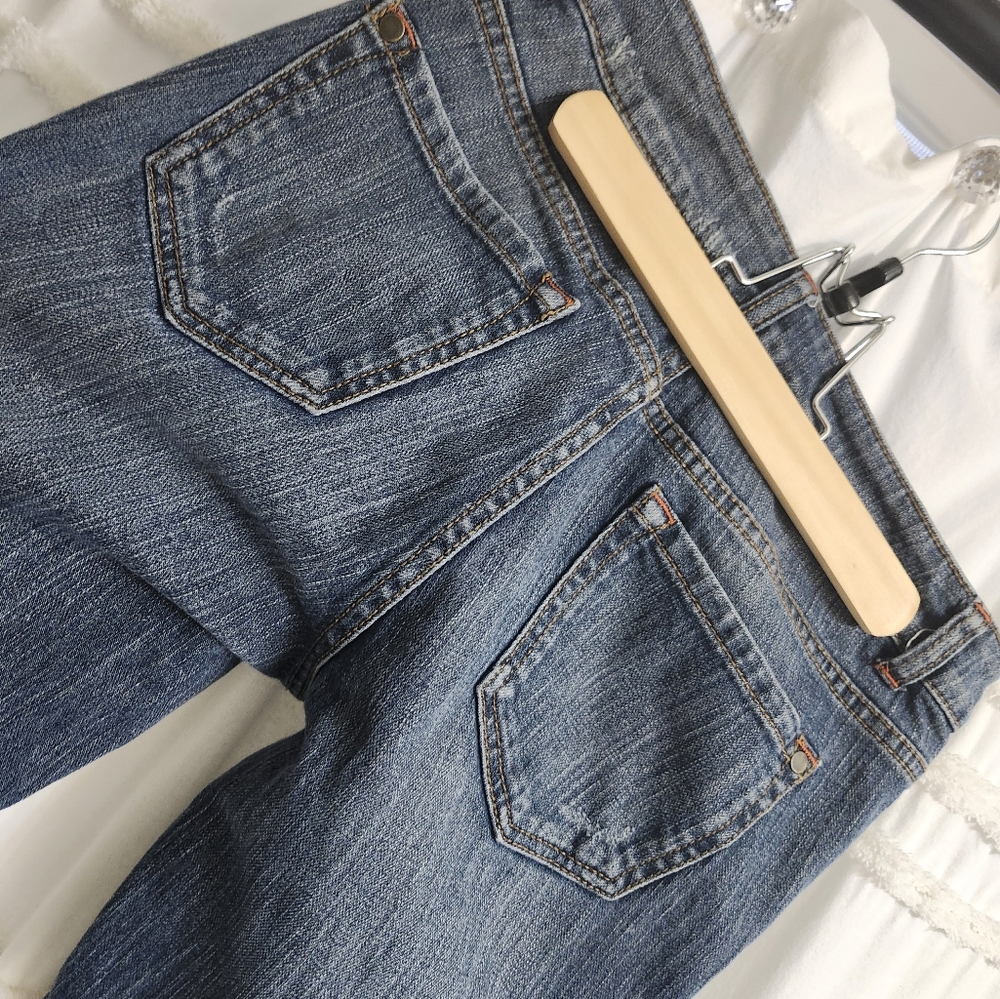 Great condition, DKNY jeans. Size 6